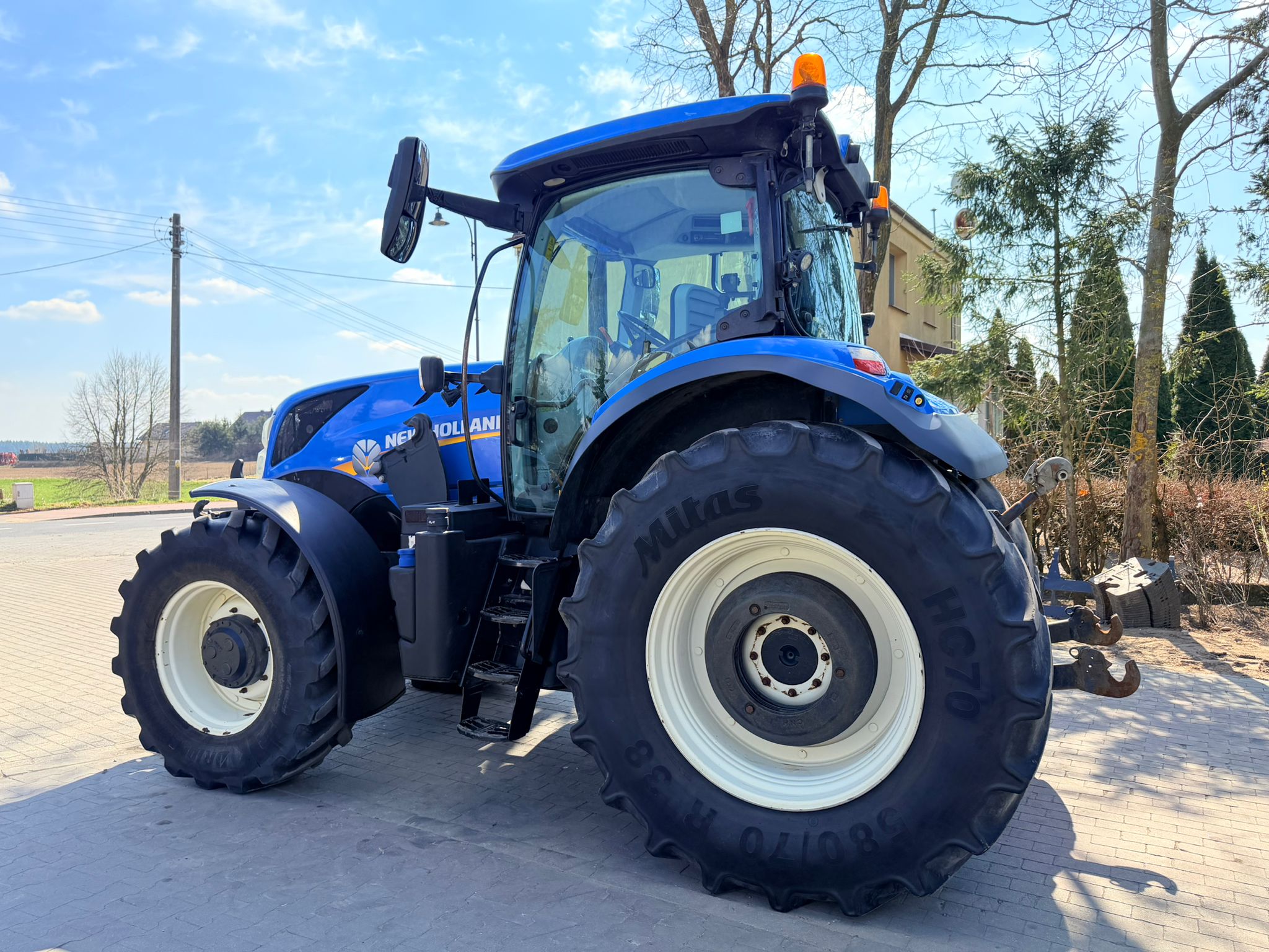 WhatsApp Image 2026-04-15 at 14.03.06 (1)